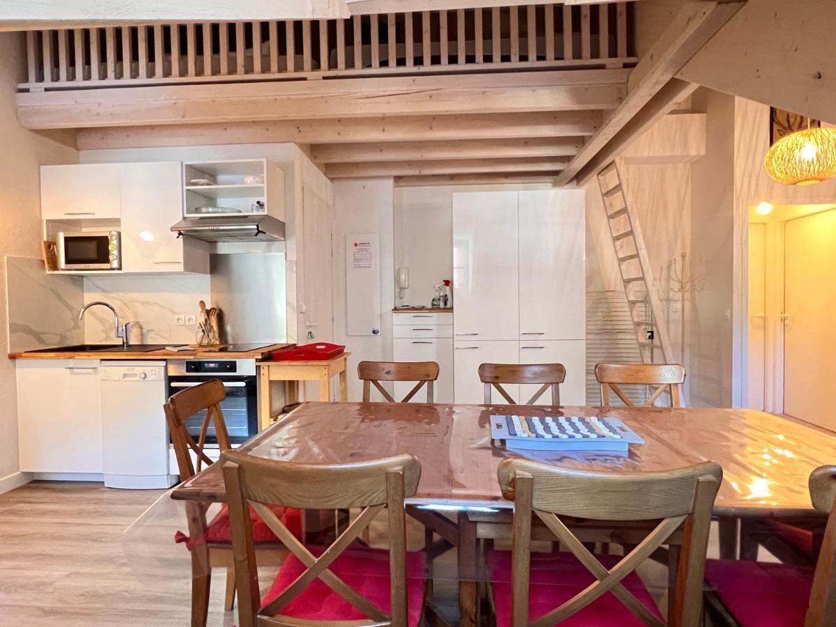 Place De La Mairie T2 Type Loft 70M2 Terrasse 35M2 코트레 외부 사진